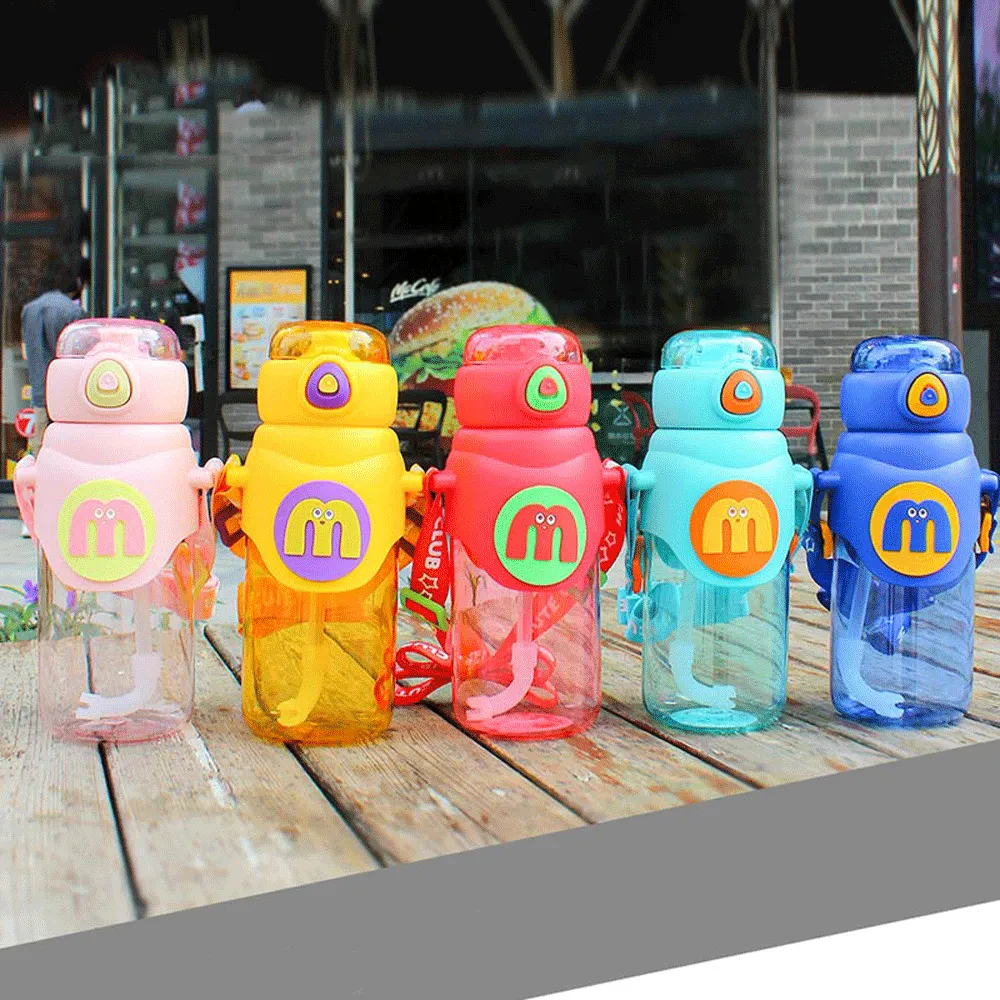 Club Fancy And Classic Looking Water Bottle.(600ml)